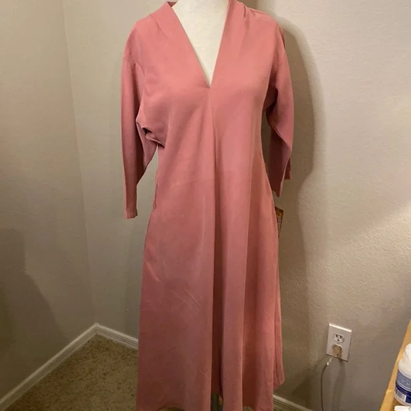 cremieux maxi dress Cremieux long sleeve peach size 4 dress